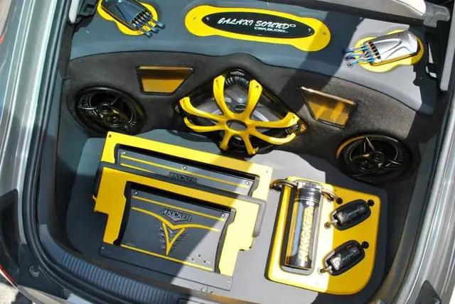 Audi TT — Kicker Demo Build — Galaxi Sound Miami