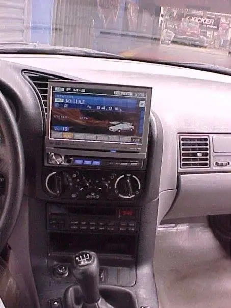BMW 325i — Alpine Sound-Quality Build — Galaxi Sound build 7