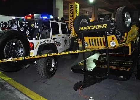 Jeep Wrangler Rubicon — Kicker Build — Galaxi Sound build 1