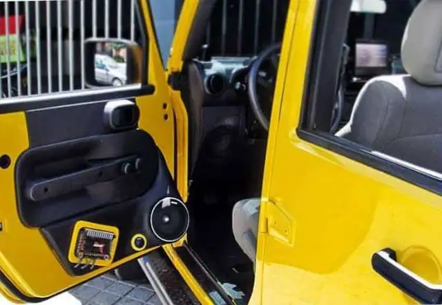Jeep Wrangler Rubicon — Kicker Build — Galaxi Sound build 5
