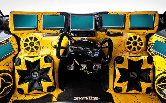 Honda Civic — Kicker Show Build — Galaxi Sound build 14