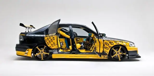 Honda Civic — Kicker Show Build — Galaxi Sound build 16